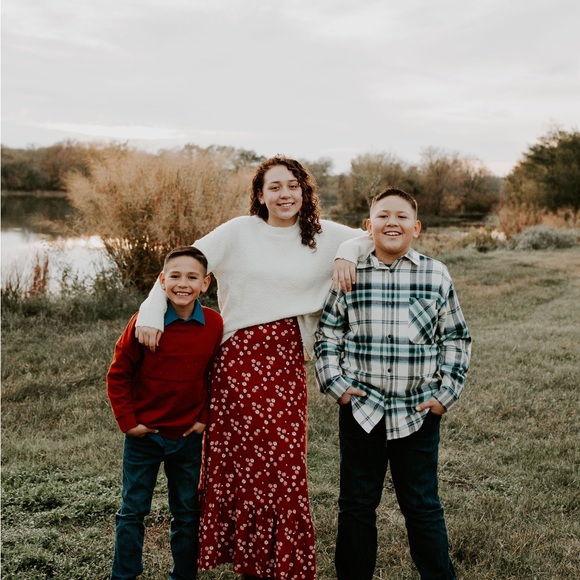 Meet your Posher, Ginna - Picture 3 of 11